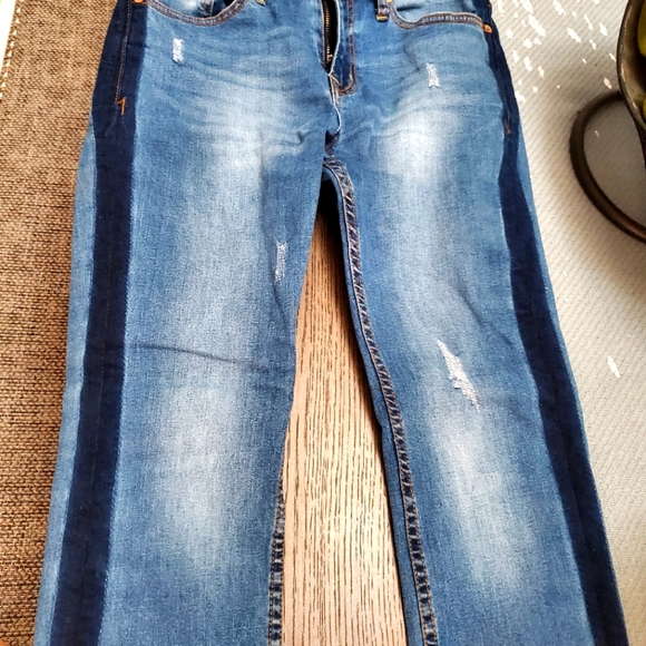 Umgee Los Angeles Denims - Picture 2 of 10